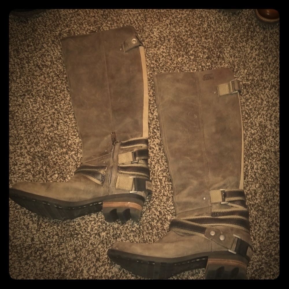 Sorel Lolla Boots